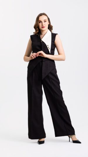 The Serene Black Sleeveless Suit